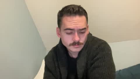 Snapshot of slickmass chatting on November 2025 05:02:01 PM SlickMass online show from November 2025 05:02:01 PM