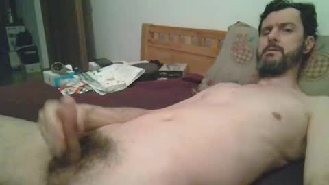 Snapshot of slim38 chatting on April 2026 03:28:01 AM Alin online show from April 2026 03:28:01 AM