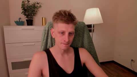 Andy online show from November 2025 08:18:01 PM