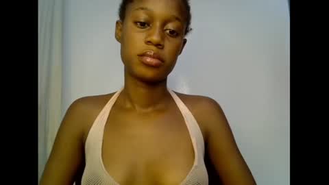 Snapshot of slim_candy12 chatting on June 2026 08:24:01 AM Lily online show from June 2026 08:24:01 AM