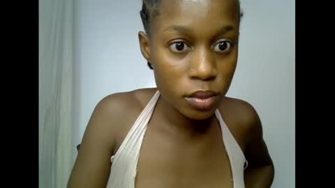 Snapshot of slim_candy12 chatting on June 2026 08:30:02 PM Lily online show from June 2026 08:30:02 PM