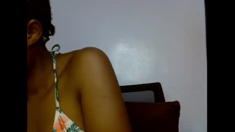 Snapshot of slim_candy12 chatting on July 2026 10:21:02 AM Lily online show from July 2026 10:21:02 AM