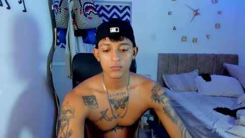 slim_master12 online show from September 2025 10:11:01 PM