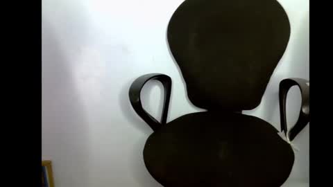 Snapshot of slim_petitqueen chatting on January 2026 02:10:01 PM Alice online show from January 2026 02:10:01 PM