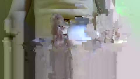 Snapshot of slimnthick69 chatting on May 2026 09:10:01 PM slimnthick69 online show from May 2026 09:10:01 PM