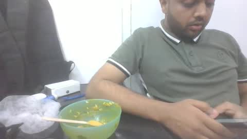 Snapshot of slothslav chatting on March 2025 08:02:02 AM slothslav online show from March 2025 08:02:02 AM