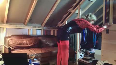 slutjennifertransxx online show from December 2025 03:22:01 AM