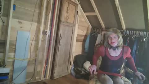 slutjennifertransxx online show from February 2026 04:19:02 AM