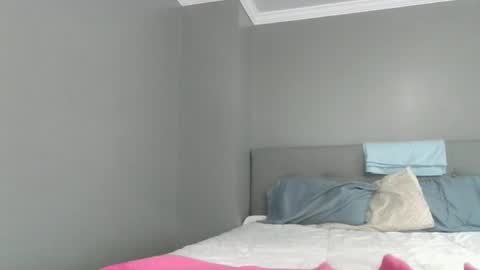 Jessica online show from February 2026 04:17:01 PM