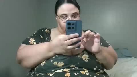 Snapshot of sluttyjess31 chatting on April 2026 02:09:02 AM Jessica online show from April 2026 02:09:02 AM