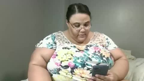 Snapshot of sluttyjess31 chatting on April 2026 02:20:01 AM Jessica online show from April 2026 02:20:01 AM