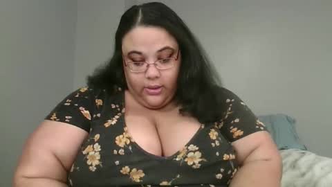 Snapshot of sluttyjess31 chatting on April 2026 02:10:02 PM Jessica online show from April 2026 02:10:02 PM