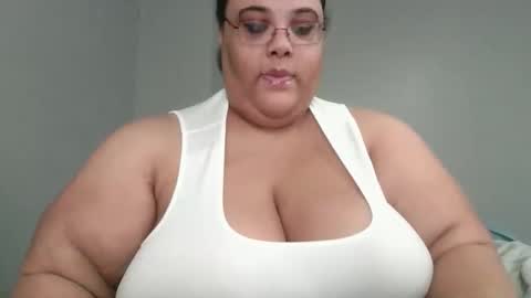 Snapshot of sluttyjess31 chatting on May 2026 02:22:02 PM Jessica online show from May 2026 02:22:02 PM