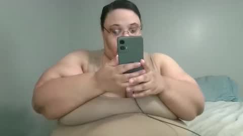 Snapshot of sluttyjess31 chatting on May 2026 02:10:01 PM Jessica online show from May 2026 02:10:01 PM