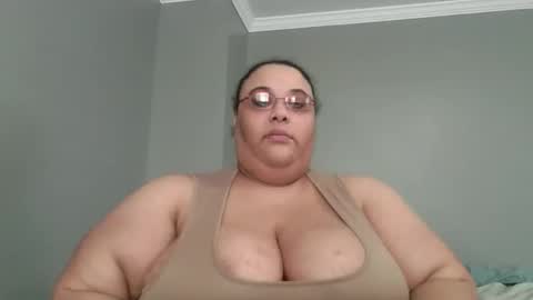 Snapshot of sluttyjess31 chatting on May 2026 02:57:02 PM Jessica online show from May 2026 02:57:02 PM