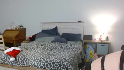 Snapshot of slytherinmylf23 chatting on December 2024 02:39:01 AM Rachel Lawrence online show from December 2024 02:39:01 AM