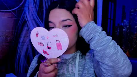 Mariana Torres online show from December 2024 01:18:02 PM