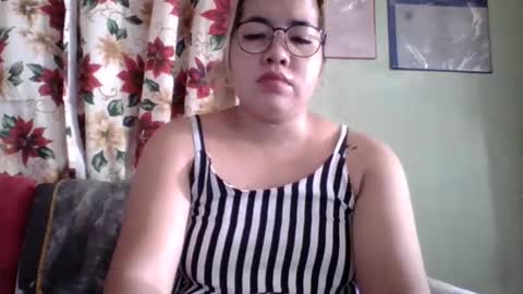 Lovewella online show from October 2025 02:15:01 AM