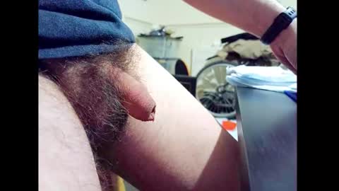 Snapshot of smallhairyuncut chatting on May 2026 11:20:01 PM Small Hairy Uncut online show from May 2026 11:20:01 PM
