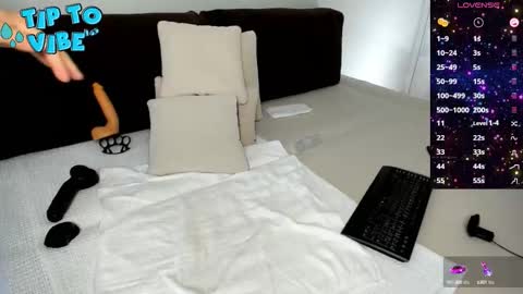 Alex online show from October 2025 08:49:01 AM