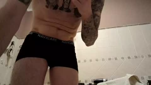 smallone8825 online show from February 2026 12:11:01 PM