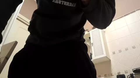 smallone8825 online show from March 2026 05:08:01 AM