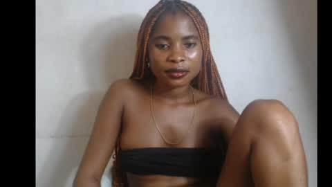 Snapshot of smallsluty chatting on May 2026 09:29:02 AM smallsluty online show from May 2026 09:29:02 AM