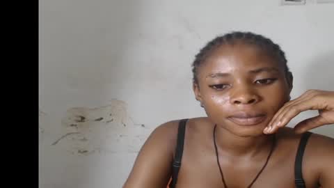 Snapshot of smallsluty chatting on June 2026 07:07:01 PM smallsluty online show from June 2026 07:07:01 PM