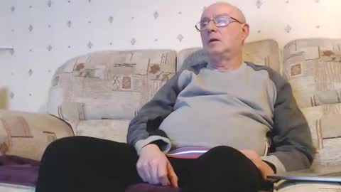 Steve online show from December 2024 04:08:02 PM