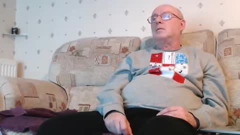 Steve online show from October 2025 08:10:01 PM