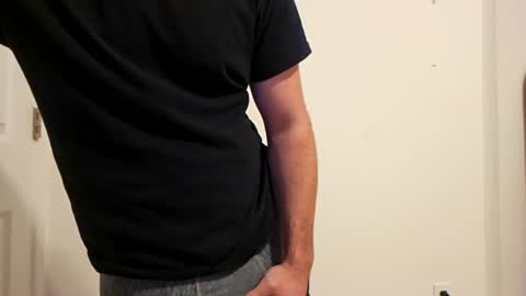 smallthrob online show from June 2026 09:02:01 PM