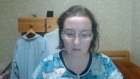 smart_rose online show from October 2025 11:17:01 PM