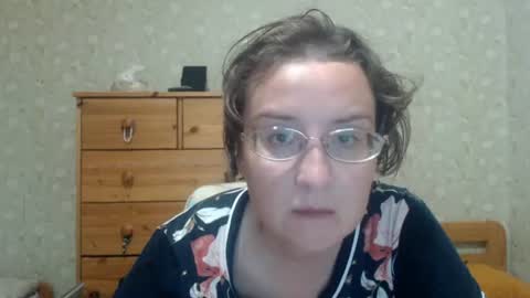 Snapshot of smart_rose chatting on June 2026 04:43:01 PM smart_rose online show from June 2026 04:43:01 PM