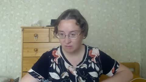 Snapshot of smart_rose chatting on June 2026 04:42:02 AM smart_rose online show from June 2026 04:42:02 AM