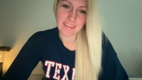 smexxii93 online show from December 2025 03:51:02 PM