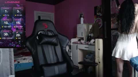 Snapshot of smile_cute_fox chatting on October 2025 09:10:02 AM smile_cute_fox online show from October 2025 09:10:02 AM