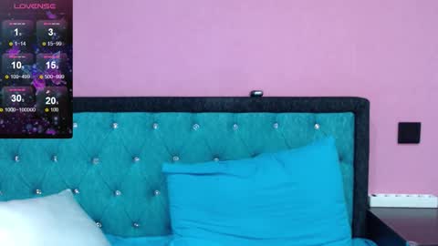 Snapshot of smile_cute_fox chatting on November 2025 12:42:02 PM smile_cute_fox online show from November 2025 12:42:02 PM