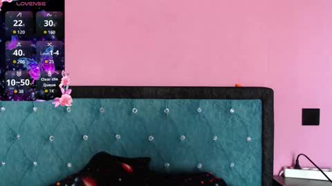 Snapshot of smile_cute_fox chatting on March 2026 04:24:02 AM smile_cute_fox online show from March 2026 04:24:02 AM