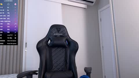 Emily Burns online show from December 2024 03:12:01 PM