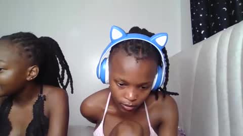 Snapshot of smiley_luv1 chatting on December 2025 08:10:01 AM smiley luv1 online show from December 2025 08:10:01 AM