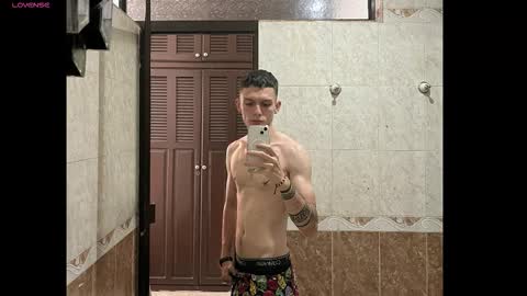 SMIT  online show from October 2025 10:52:02 PM