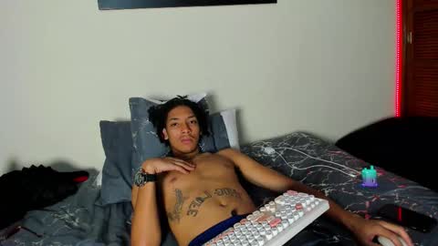 smitt jr online show from February 2026 06:22:01 AM