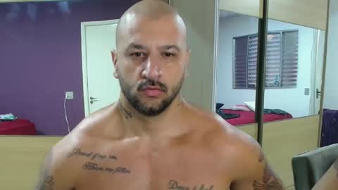 Snapshot of smithduke chatting on February 2025 01:44:01 PM smithduke online show from February 2025 01:44:01 PM