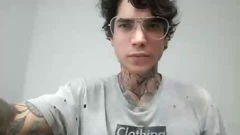 smoke_ink online show from January 2025 02:59:01 AM