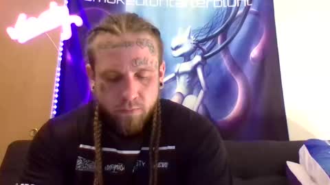 Snapshot of smokebluntafterblunt chatting on April 2026 02:03:02 AM smoke online show from April 2026 02:03:02 AM
