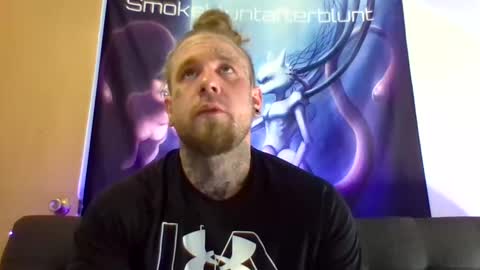 Snapshot of smokebluntafterblunt chatting on May 2026 11:55:01 PM smoke online show from May 2026 11:55:01 PM