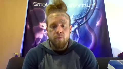 Snapshot of smokebluntafterblunt chatting on May 2026 02:03:01 PM smoke online show from May 2026 02:03:01 PM