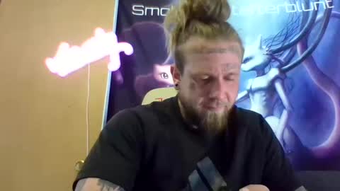 Snapshot of smokebluntafterblunt chatting on May 2026 07:20:02 PM smoke online show from May 2026 07:20:02 PM