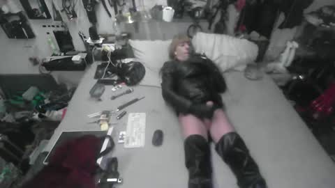 smokeslut365 online show from December 2025 10:15:01 PM