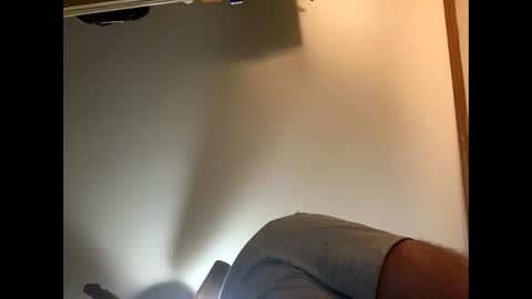 Snapshot of smokeymt420 chatting on January 2025 12:41:01 AM smokeymt420 online show from January 2025 12:41:01 AM